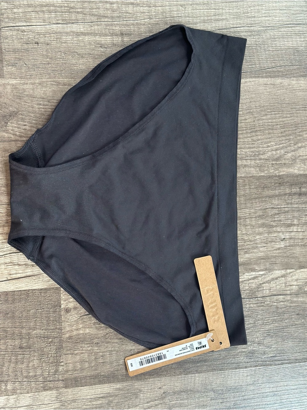 SKIMS Black Seamless High-Cut Brief - Minimal Silhouette